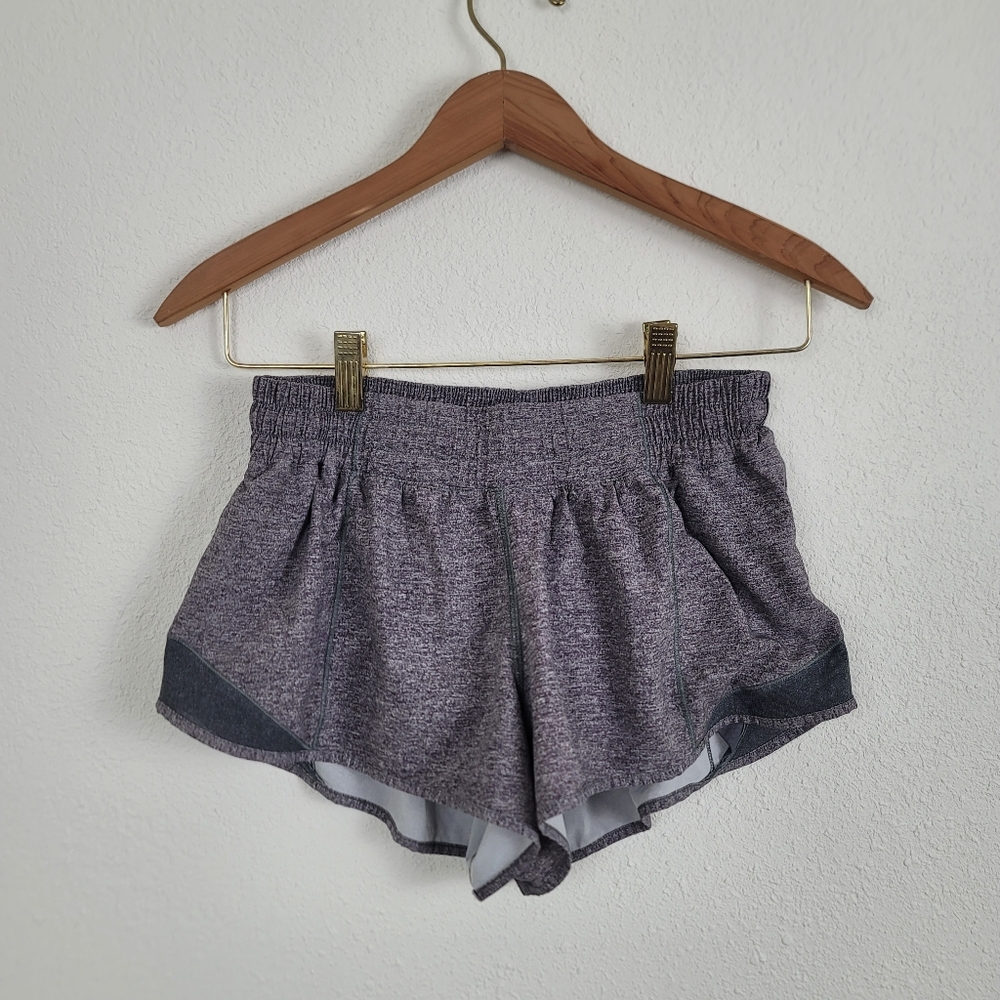 Lululemon Hotty Hot Short II 2.5" Heather Lux Multi Heathered Black Gray Size 8